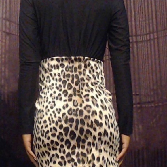 BUNDLE SALE: 15 % off 2 or more dresses/skirt sets - Picture 5 of 6